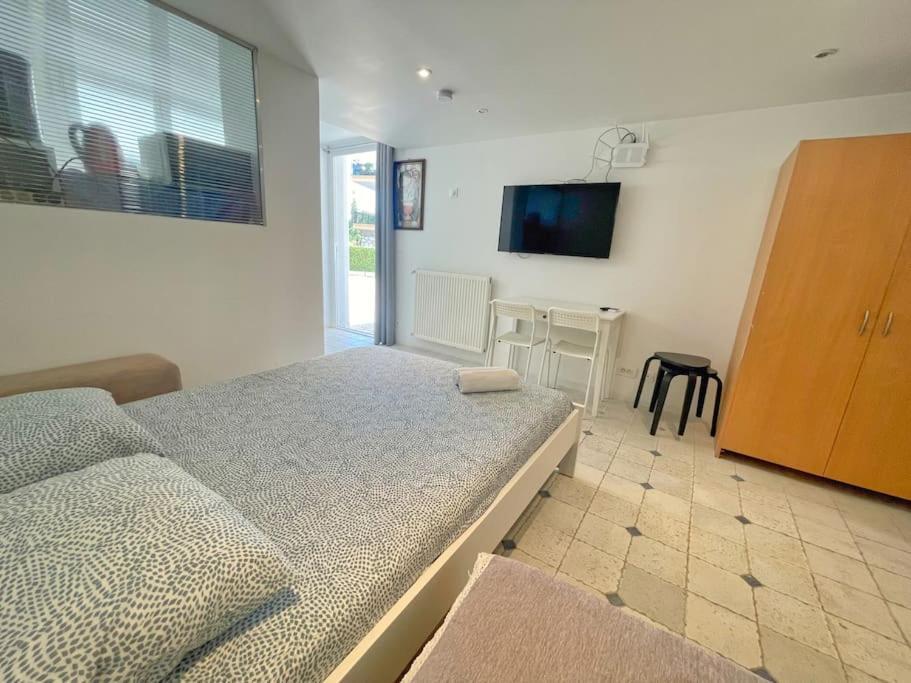 Villa 4 Appartements - Proche Centre Cagnes-sur-Mer Eksteriør billede